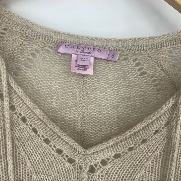 Cashmere Calypso St. Barth Nooyi v neck poncho - Picture 2 of 4